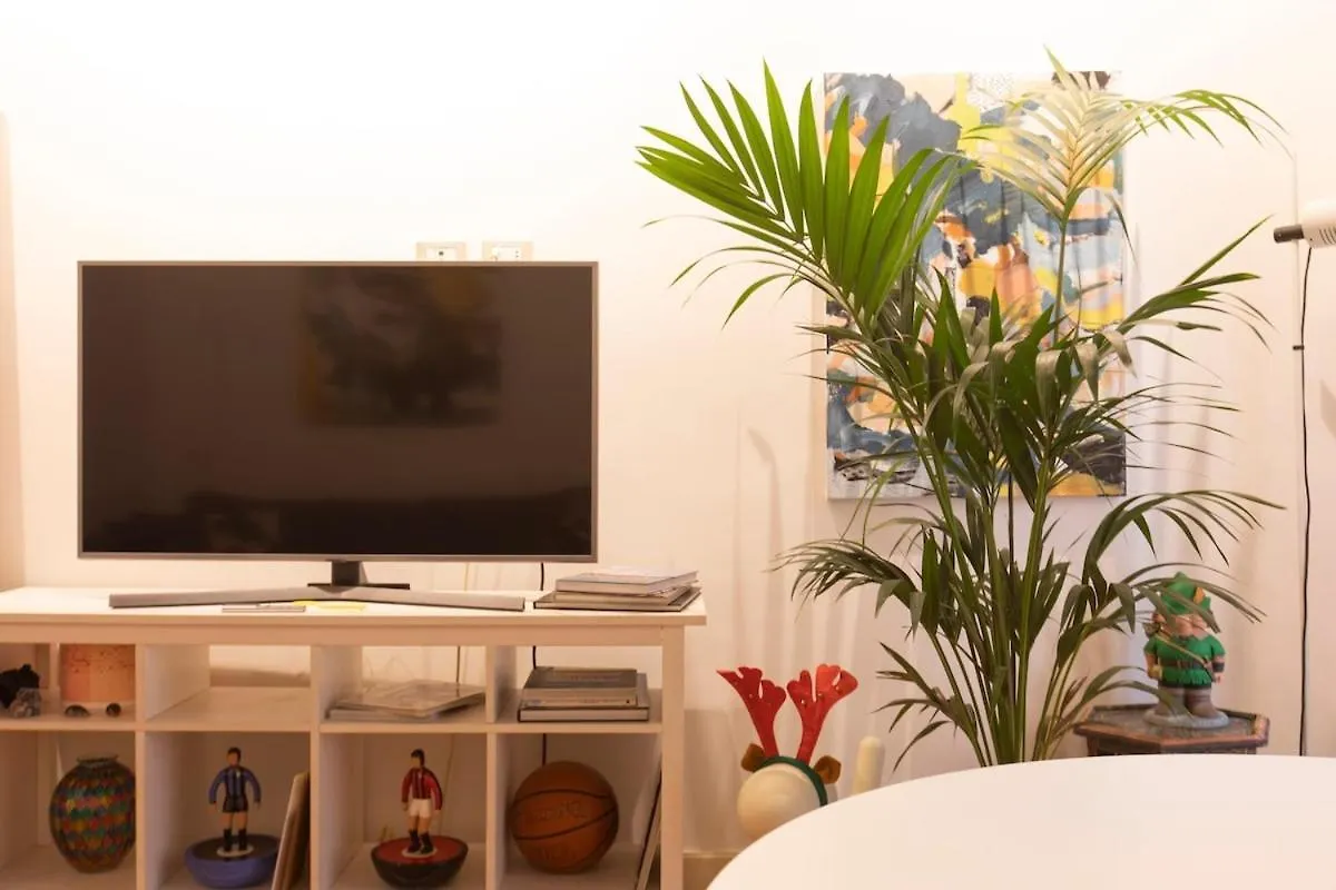 Live Milan In Style Elegant Apartment Near Duomo